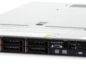 Lenovo X3550 M4 Xeon E5-2603 (4-Cores)/32GB/DVDRW/4xSFF/M1115/2x550W/No Rails